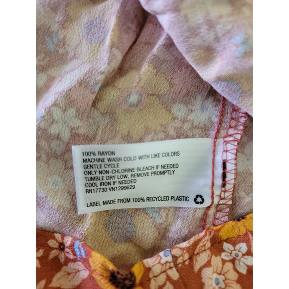 Women's Short Sleeve Top Knox Rose Desert Red Keyhole Size XL - Picture 6 of 8